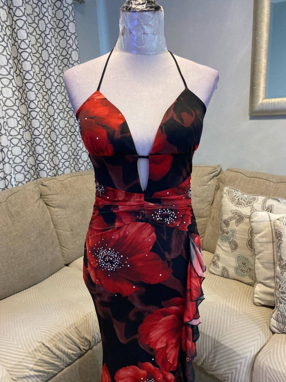 New Windsor Women Small floral mermaid dress ,red poppy-like with Rhinestones - Picture 9 of 12